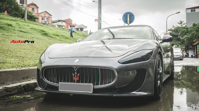 Xế sang Maserati từng góp mặt Car Passion 2018 đổi màu hầm hố, mang lưới tản nhiệt cờ Ý