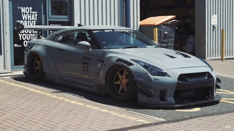 Khoác bộ cánh mới của Liberty Walk, Nissan GT-R nhìn như vừa bước ra từ trò chơi điện tử