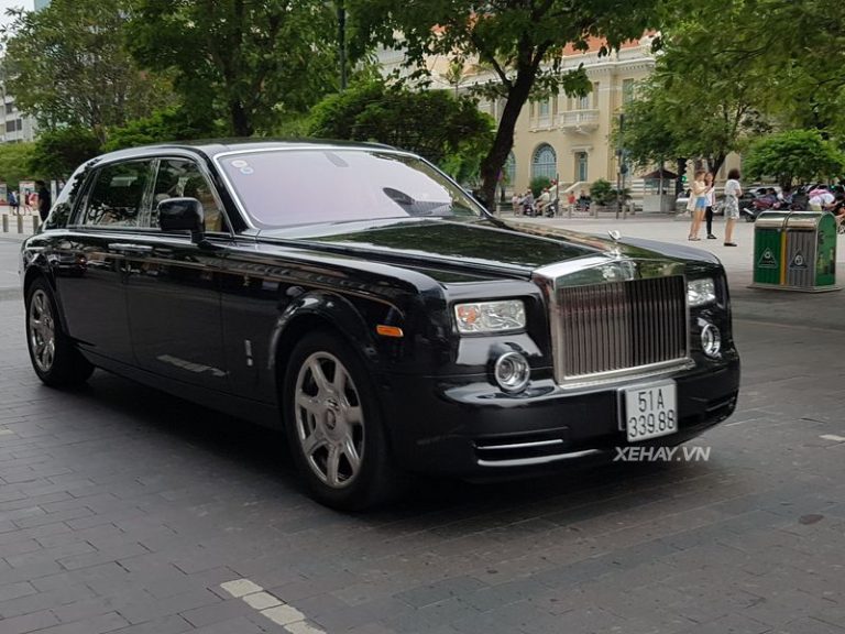 Gặp lại Rolls-Royce Phantom rồng từng làm xe hoa trong đám cưới ca sĩ Lam Trường