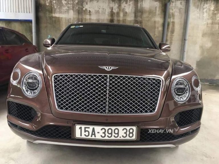 Bentley Bentayga chính hãng màu độc về “làm dâu” Hải Phòng