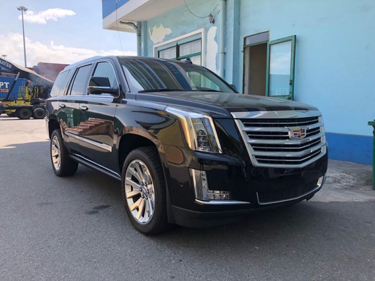 “KHỦNG LONG MỸ” CADILLAC ESCALADE 2019 ĐẦU TIÊN VỀ VIỆT NAM