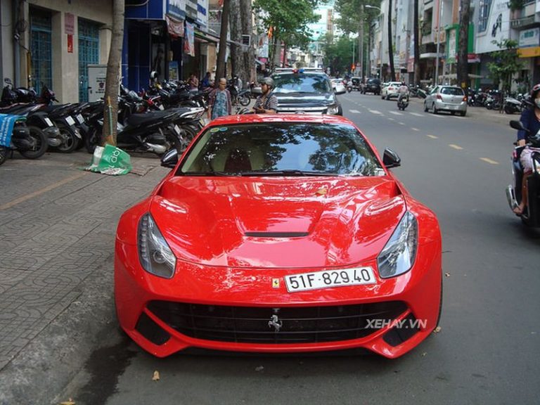 “Tắc kè hoa” Ferrari F12 Berlinetta độ DMC của Cường Đô La giờ ra sao?