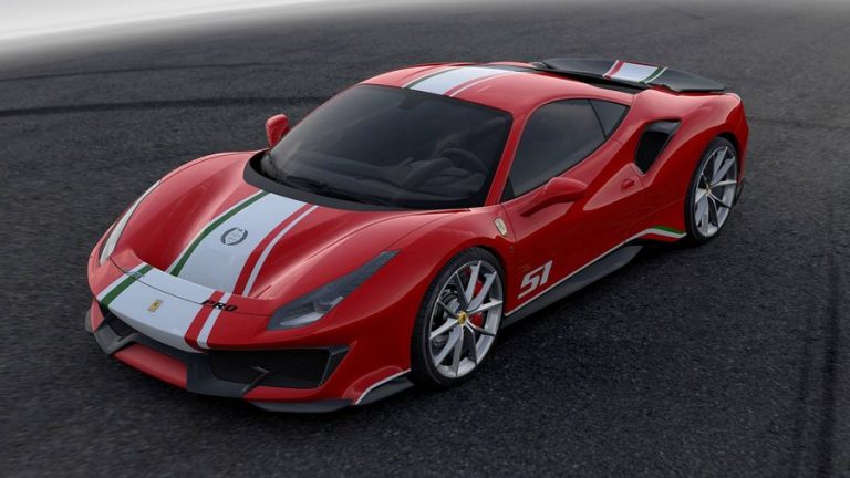 Ferrari lãi đến 80.000 USD mỗi xe bán ra thị trường trong năm nay