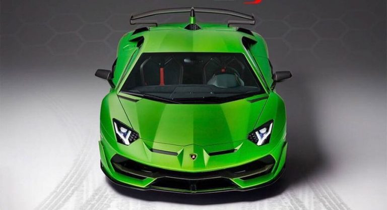 Lamborghini Aventador SVJ “khoe thân” với bức ảnh chính thức đầu tiên