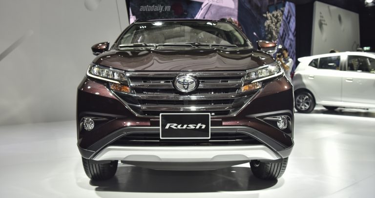 SO SÁNH GIÁ TOYOTA RUSH 2018 TẠI INDONESIA VÀ VIỆT NAM