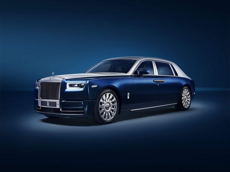 Riêng tư đẳng cấp đỉnh cao với Rolls-Royce Phantom EWB trang bị tùy chọn Privacy Suite mới