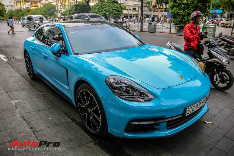 Bạn gái Cường Đô-la dạo phố Sài Gòn với Porsche Panamera màu độc