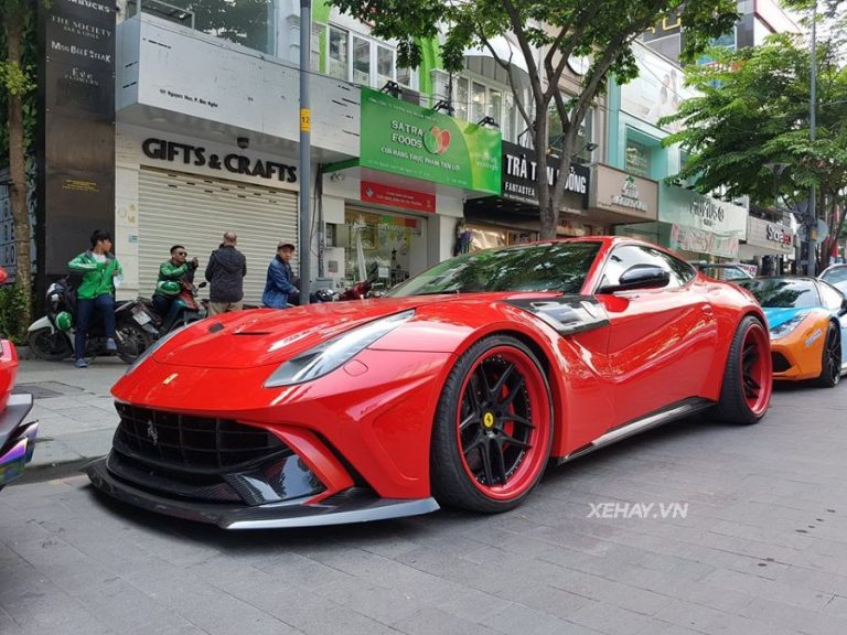 Ferrari F12berlinetta độ bodykit Duke Dynamics cực độc “thả dáng” trên đường phố Sài Gòn