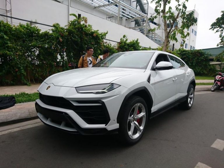 Lamborghini Urus đầu tiên của Việt Nam chuẩn bị đến tay đại gia Minh Nhựa?