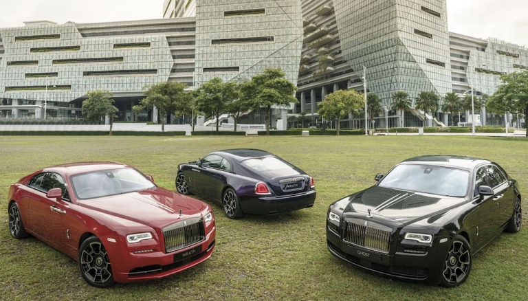 “Hàng thửa” Rolls-Royce Wraith Black Badge màu đỏ của Hoàng tử Malaysia