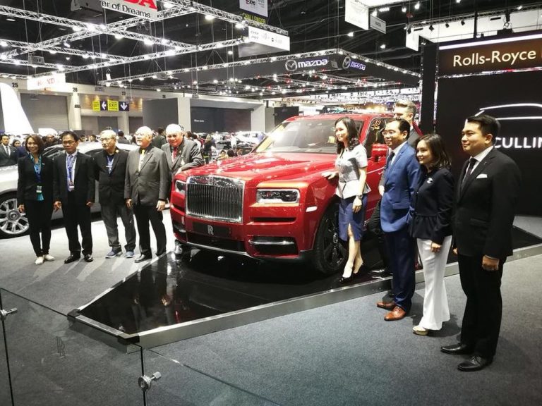 SUV Siêu sang Rolls-Royce Cullinan cập bến Thái Lan, giá hơn 23 tỷ đồng