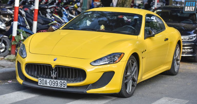 NĂM MỚI NGẮM “MAI VÀNG” MASERATI BIỂN TỨ 9 TẠI HÀ NỘI