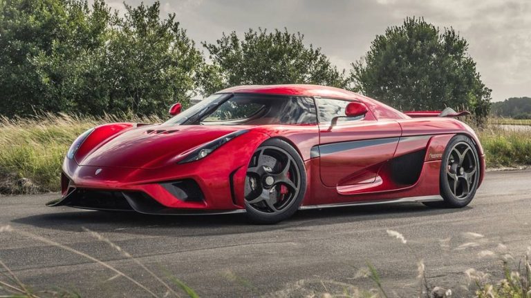 Siêu xe hybrid Koenigsegg 2020 có giá 26,4 tỷ đồng