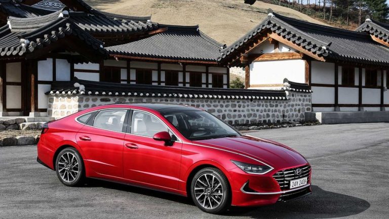 Hyundai Sonata 2020 “tuyên chiến” cả Mazda6 lẫn Toyota Camry