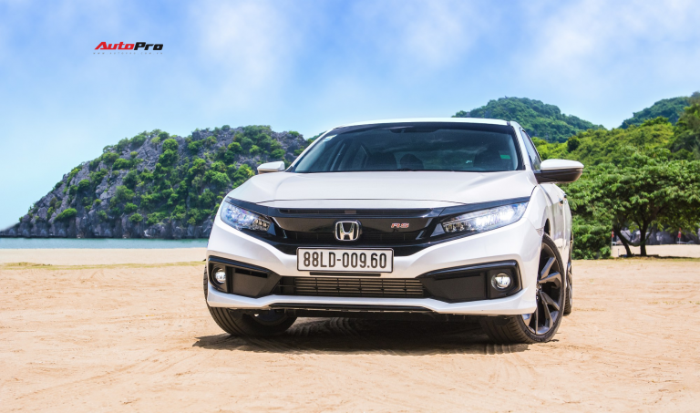 Đánh giá Honda Civic RS 2019 – Lựa chọn cần cả con tim và lý trí