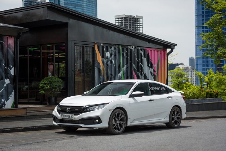 Honda Civic RS 2019 – Thay đổi nhỏ, hiệu quả lớn