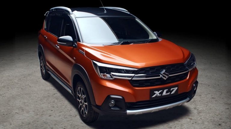 Suzuki XL7 so kè Mitsubishi Xpander – Xe 7 chỗ bình dân đua lấy lòng khách Việt bằng giá bán và trang bị