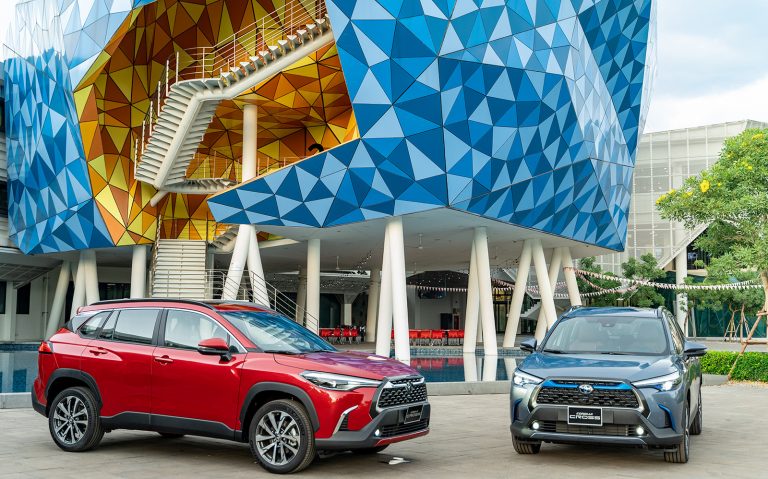 So kè an toàn Toyota Corolla Cross với Hyundai Tucson: Tân binh ‘ngáng đường’ ngôi sao đang lên