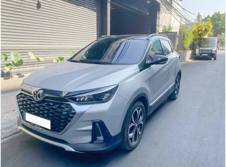 Bán xe sau chỉ 16.000km, chủ nhân SUV Trung Quốc BAIC X55 tâm sự: ‘Chia tay trong nước mắt’