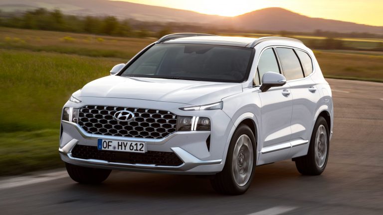 HYUNDAI SANTA FE 2021 CÓ GIÁ KHỞI ĐIỂM TỪ 55.900 USD