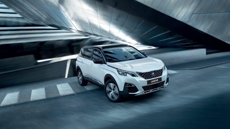 PEUGEOT 5008 – ĐỐI THỦ “NẶNG KÝ” TRONG PHÂN KHÚC SUV 7 CHỖ