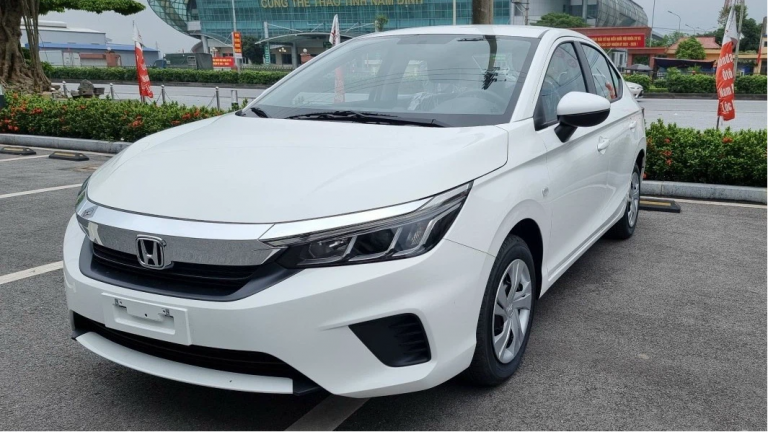 Honda City E 2021 ồ ạt về đại lý: Xe dịch vụ giá 499 triệu, vẫn số tự động, đấu Toyota Vios số sàn