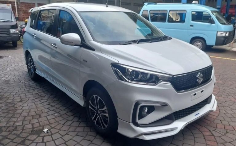 Suzuki Ertiga Hybrid 2022 lộ giá bản cao nhất lên đến 690 triệu,