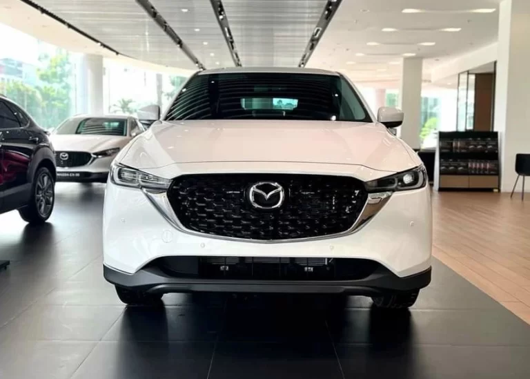 Mazda CX-5, CX-8 giảm giá niêm yết: Khởi điểm từ 749 triệu, rẻ hơn mọi đối thủ Nhật, Hàn, chi phí lăn bánh sẽ hưởng lợi theo